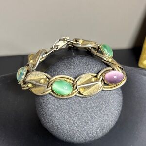 Vintage 1960's Kafin New York Size Cats Eye Glass Cabochon Bracelet Signed